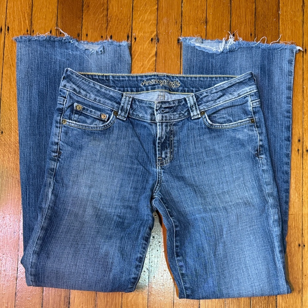 American Eagle Outfitters Women's Classic Blue Straight Leg Boyfriend 77 Jeans 8